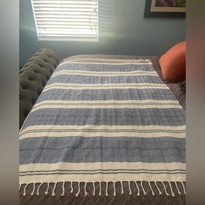Striped Blue and White Cotton Throw Blanket - Home Bedding